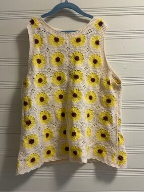Rebellion Sunflower Crochet Sweater Vest Size L